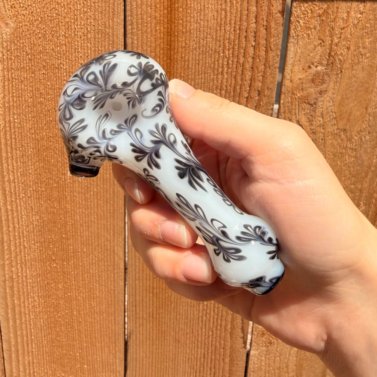 Black and White Venna Pipe - Sqwashglass