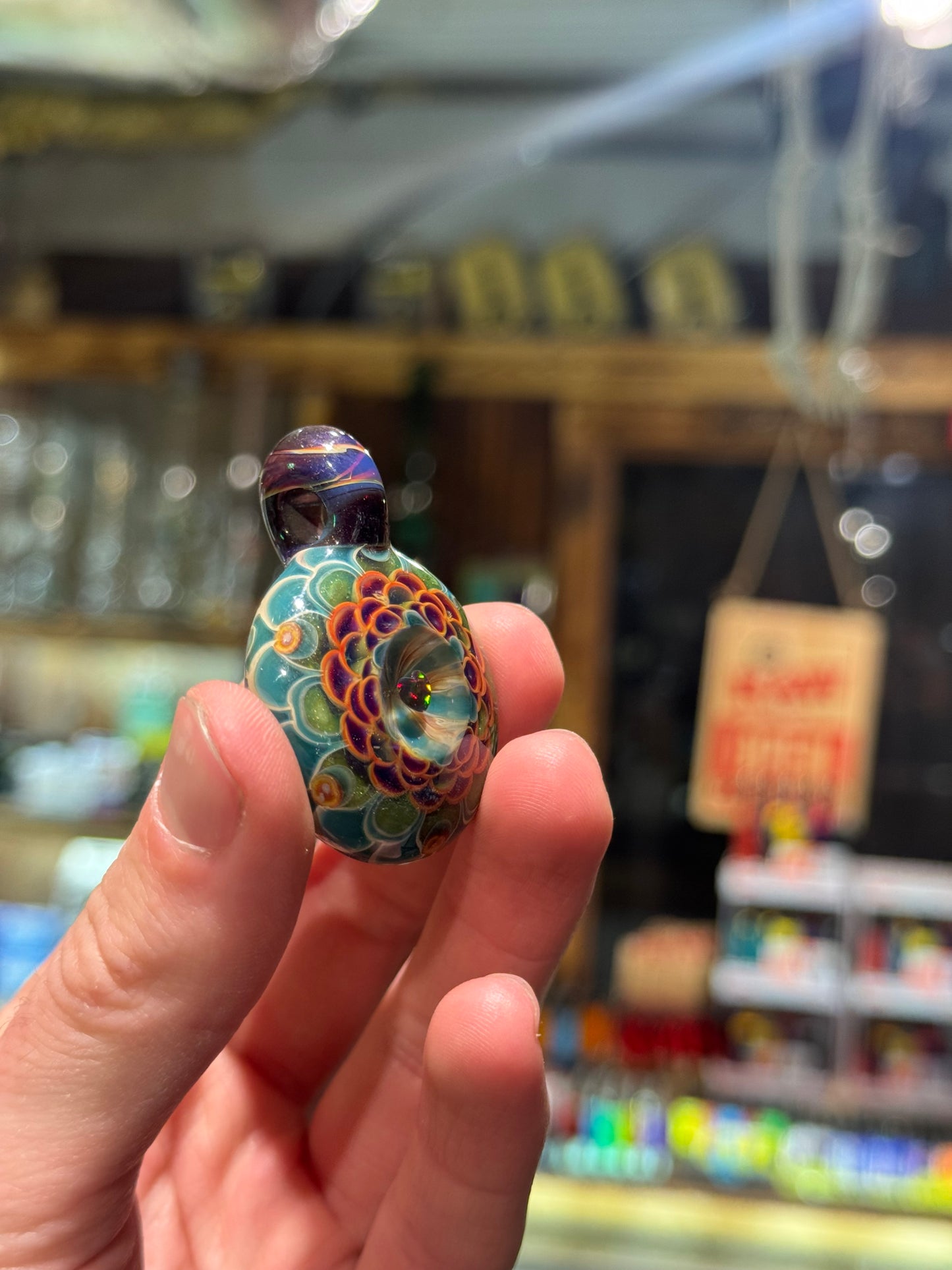 Retro Vibe Dotstack Pendant - Jujuglass